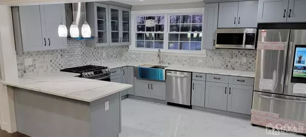 Woodbridge Proper, NJ 07095,101 Van Buren ST