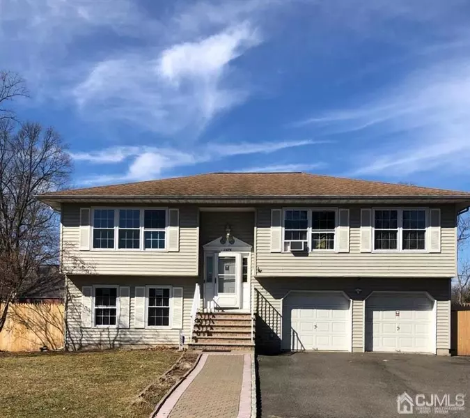 1576 Meister ST, Piscataway, NJ 08854