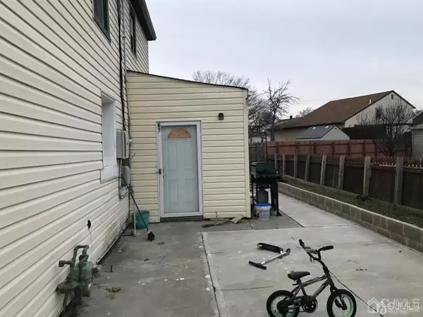 Hopelawn, NJ 08861,62 May ST