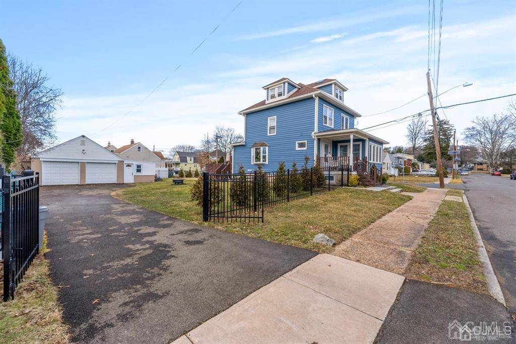 Edison, NJ 08837,23 Gold ST