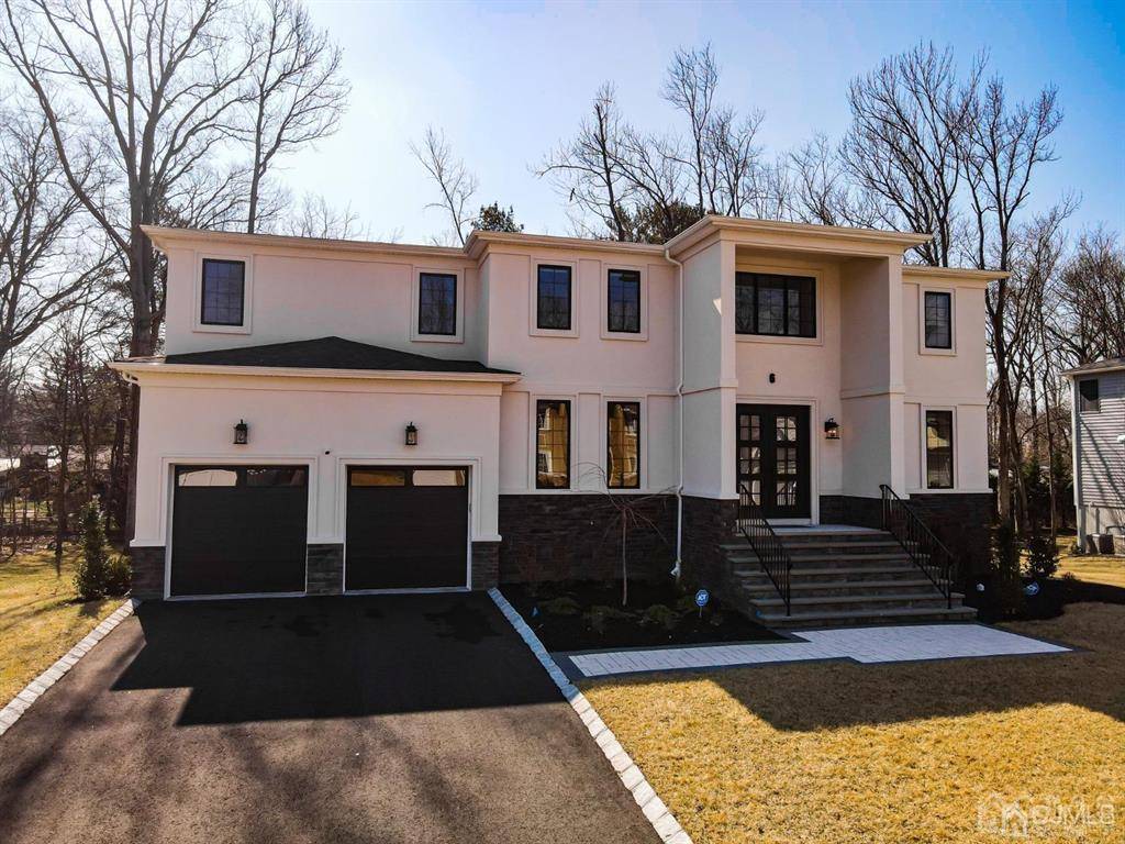 Edison, NJ 08830,6 Woodside CT