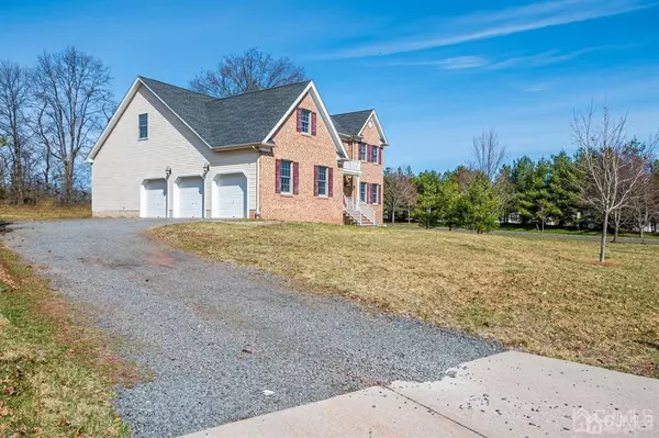 Hillsborough, NJ 08844,2 Burniston CT