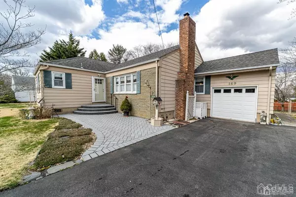 East Brunswick, NJ 08816,169 Dunhams Corner RD