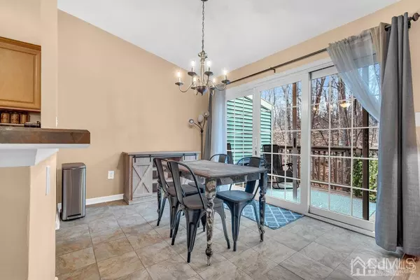 South Brunswick, NJ 08852,7043 Elm CT