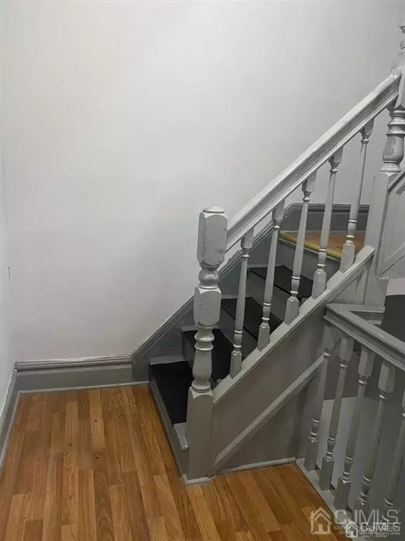 Irvington, NJ 07111,1052 Grove ST