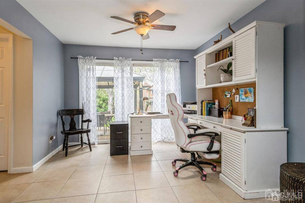 South Brunswick, NJ 08824,10 Emerald RD