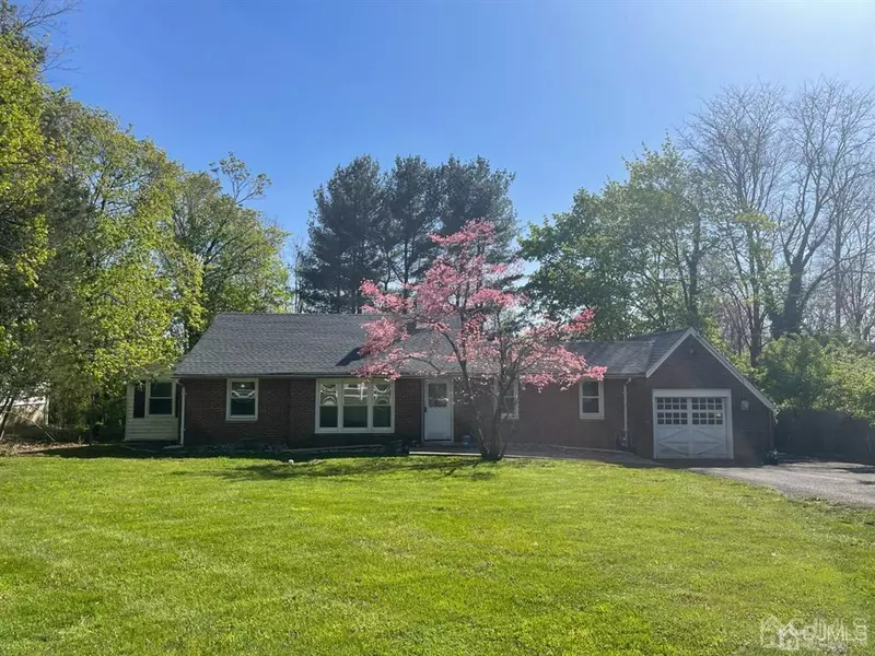 992-992 River RD, Piscataway, NJ 08854