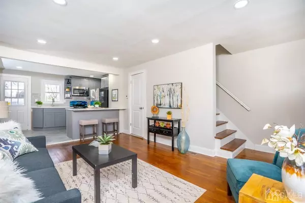 Fords, NJ 08863,89 Koyen ST