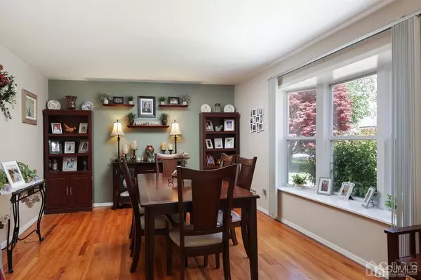 Spotswood, NJ 08884,67 Easton AVE