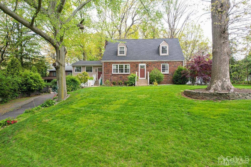 Edison, NJ 08837,180 Grandview AVE