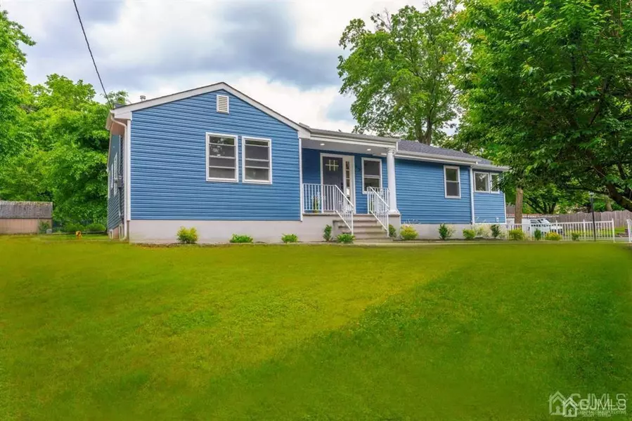 45 E Cliff RD, Colonia, NJ 07067