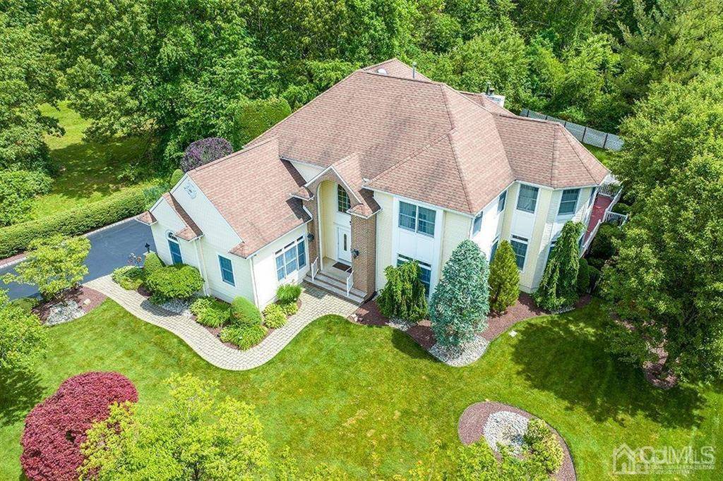 East Brunswick, NJ 08816,7 Buckingham DR