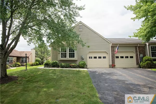 29 Rothwell DR #B, Monroe, NJ 08831