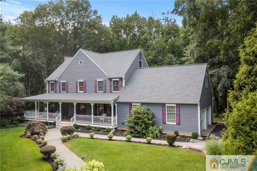 Old Bridge, NJ 07747,2 Florek LN