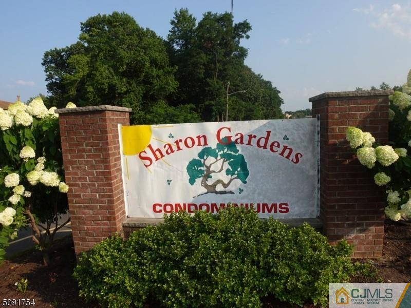 340 Sharon Garden CT, Woodbridge Proper, NJ 07095