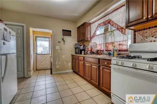 Fords, NJ 08863,37 Mary AVE