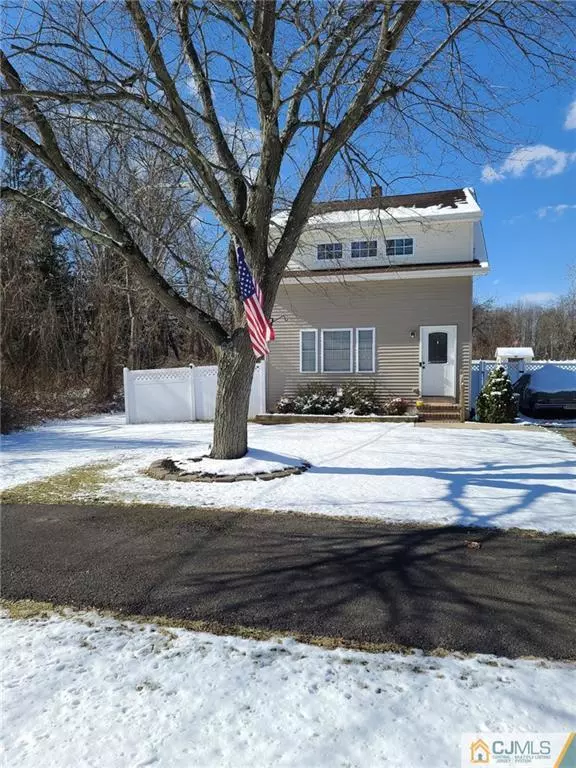 27 Fresh Ponds RD, South Brunswick, NJ 08810