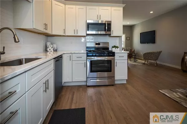 Menlo Park Terrace, NJ 08840,1 Atlantic ST