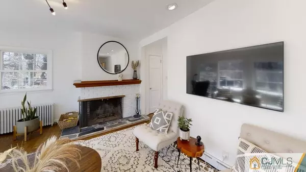 Edison, NJ 08820,45 Calvert AVE W