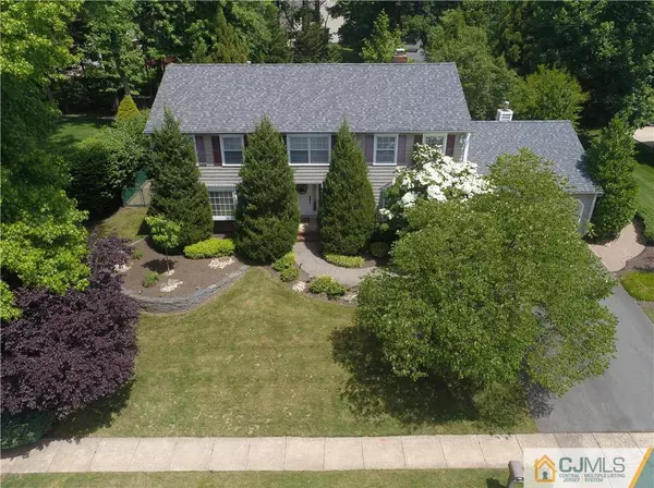 Edison, NJ 08820,36 Pine Ridge DR