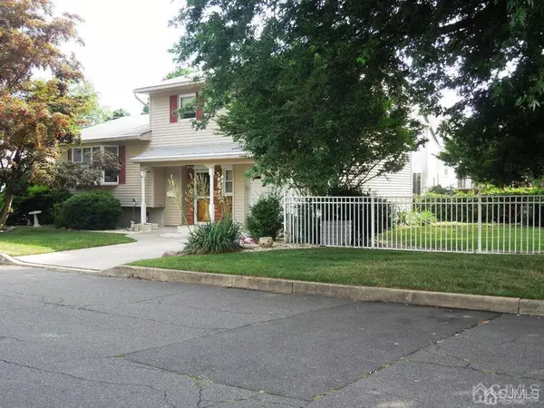 South Plainfield, NJ 07080,3203 Revere RD
