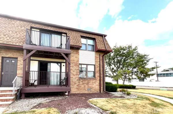 415 N Oaks BLVD,  North Brunswick,  NJ 08902