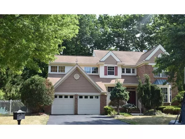 11 Dorchester CT, Old Bridge, NJ 07747