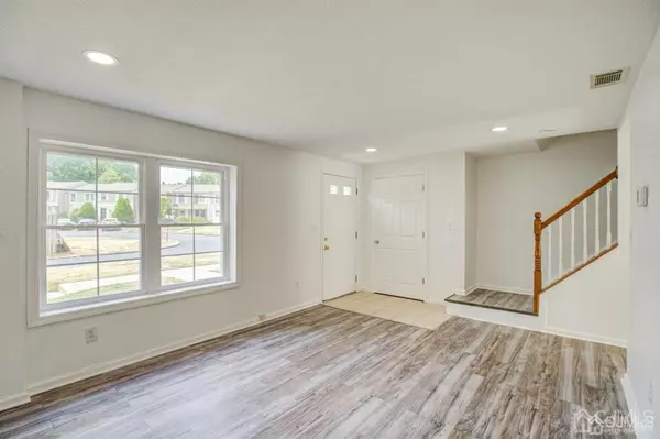 South Brunswick, NJ 08852,47 Beechwood CT