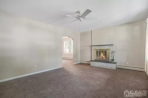 Fords, NJ 08863,28 Linden ST