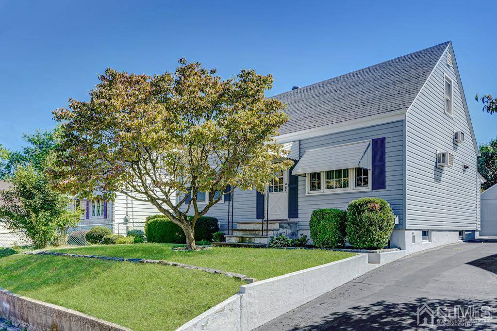 318 N 13th AVE, Manville, NJ 08835