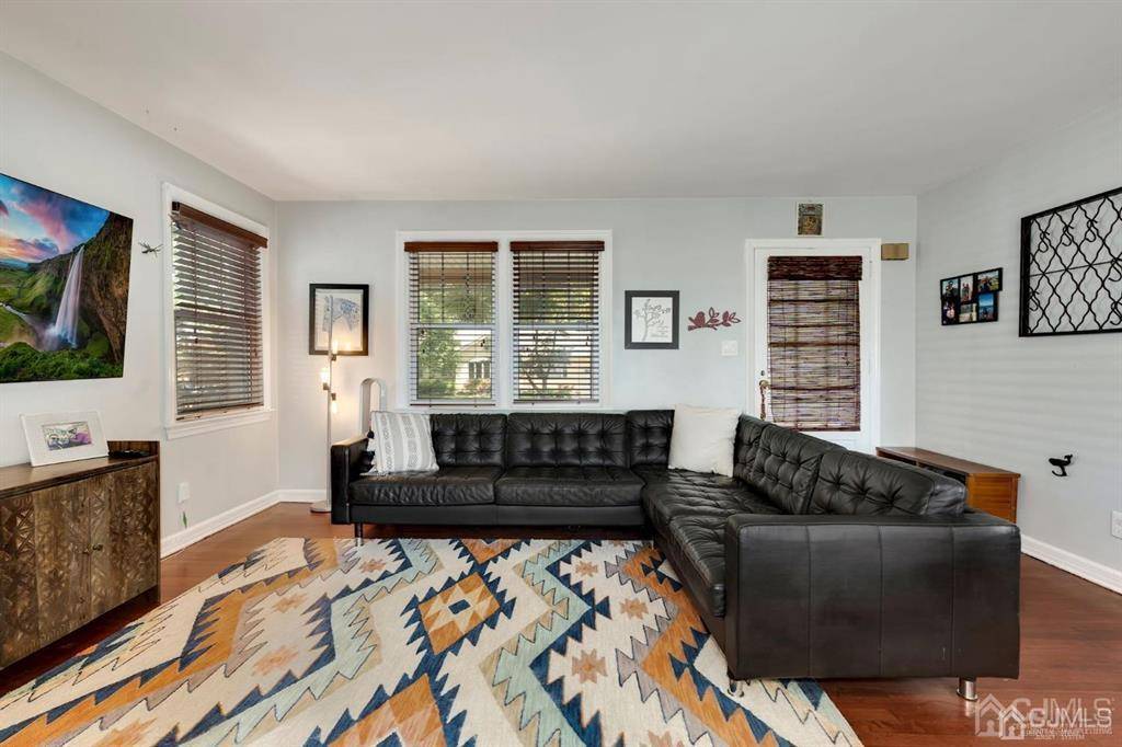 Milltown, NJ 08850,230 Highland DR