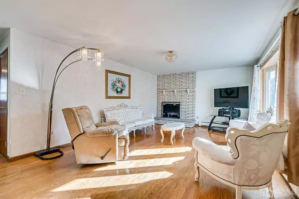 Franklin, NJ 08873,1037 Hamilton ST