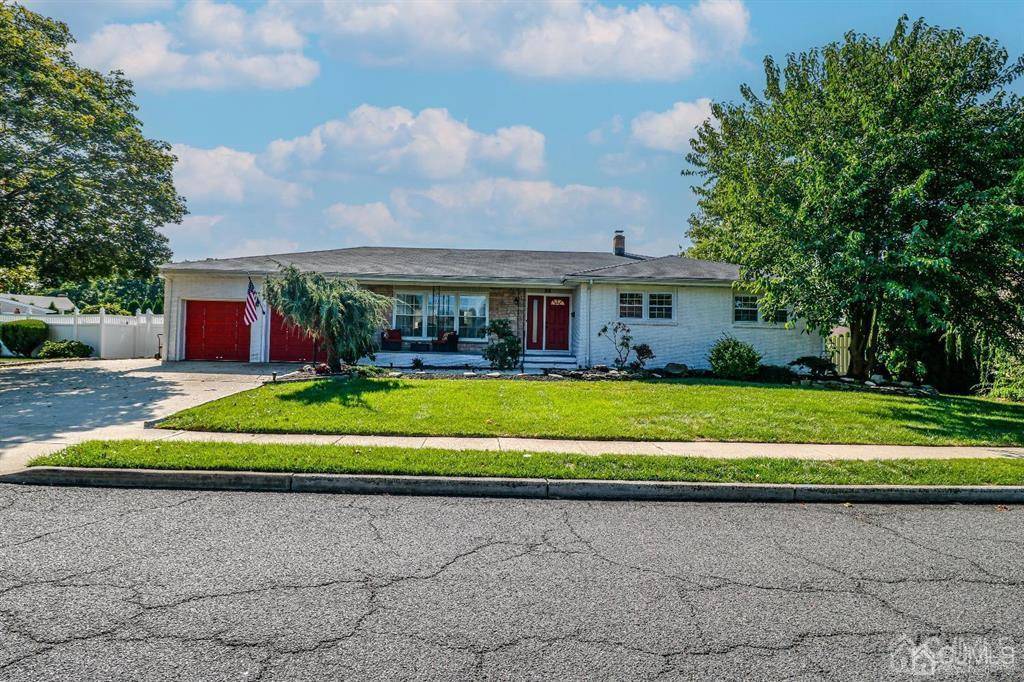 Sayreville, NJ 08872,32 Creamer DR