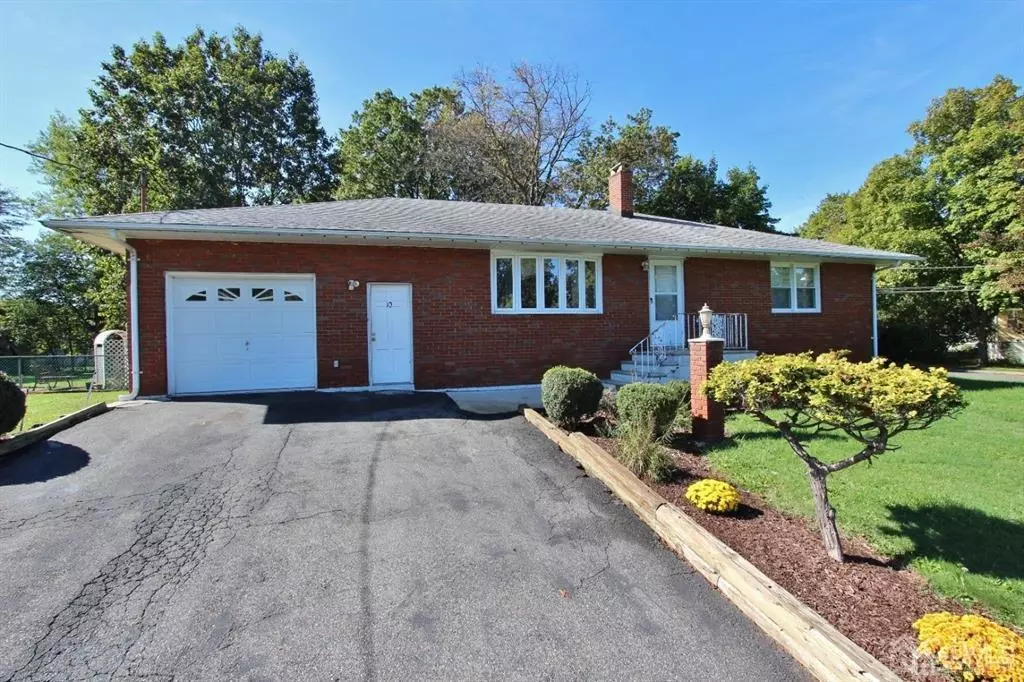 South Plainfield, NJ 07080,10 Jackson AVE
