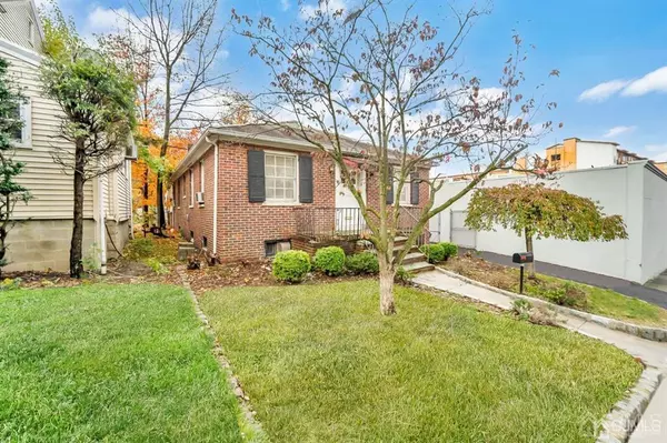 South Orange Village, NJ 07079,60 4 ST