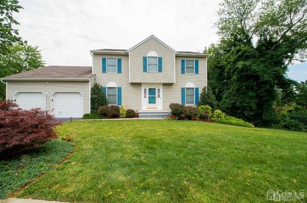 11 Viola TER, Westwood, NJ 07676