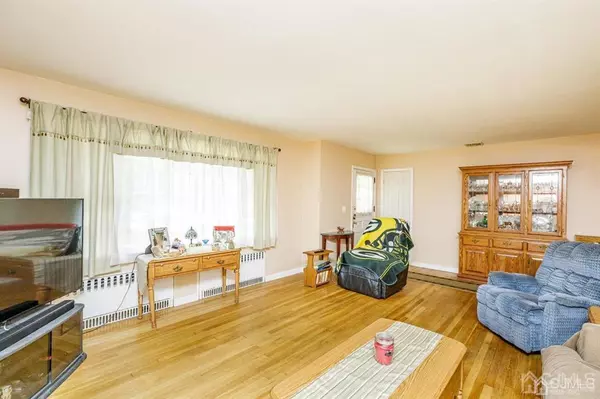 Bound Brook, NJ 08805,622 Church ST