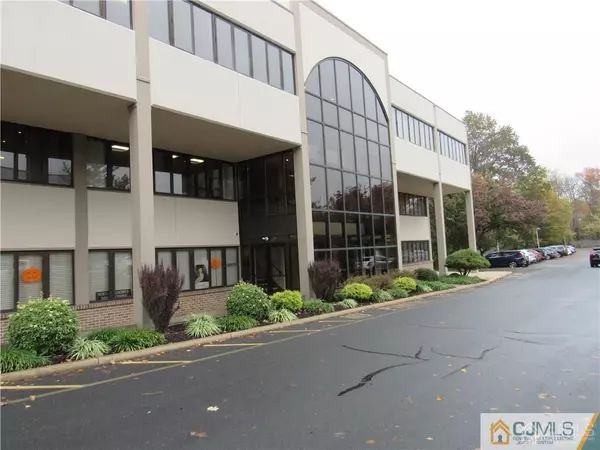 North Brunswick, NJ 08902,622 Georges RD #1