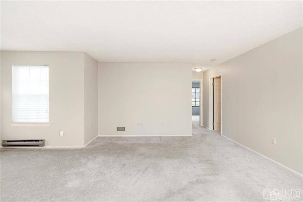 East Brunswick, NJ 08816,144 Wycoff WAY W