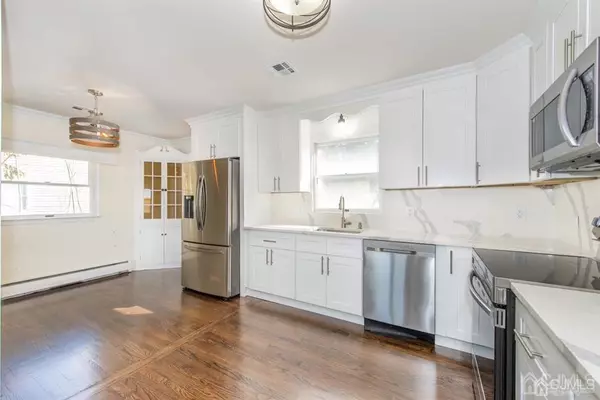 South Brunswick, NJ 08810,15 Griggs DR