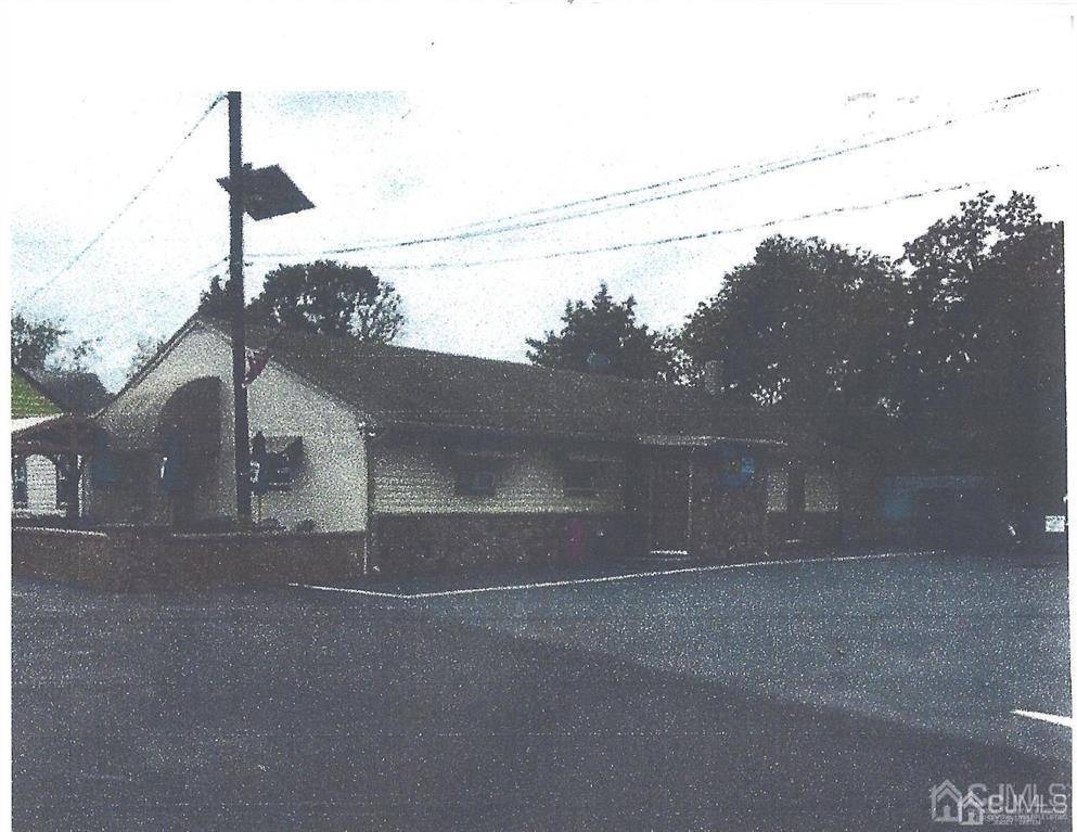 216 4th ST, Fieldsboro, NJ 08505