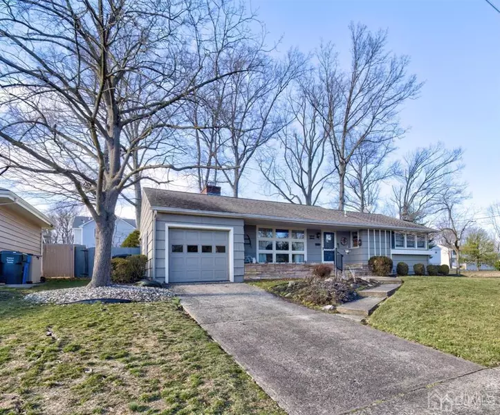 502 Outlook AVE, Colonia, NJ 07067