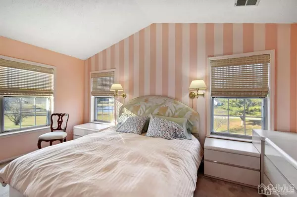 Monroe, NJ 08831,22 Ventnor DR #D