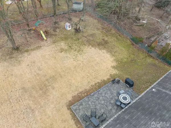 315 N Brook DR Milltown, NJ 08850