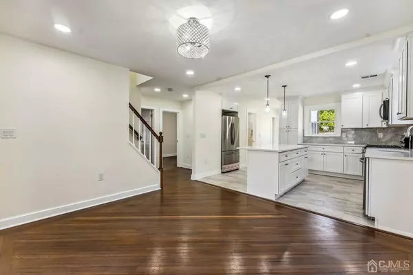 354 Salem RD Union Twp, NJ 07083