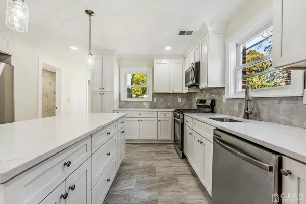 354 Salem RD Union Twp, NJ 07083