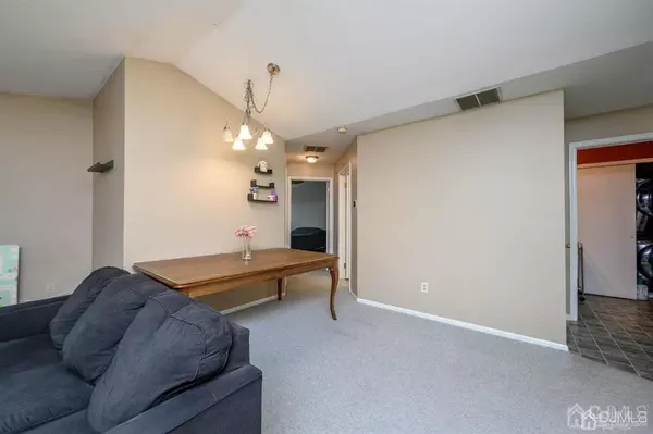 Robbinsville, NJ 08691,328 Walden CIR