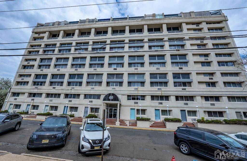 Perth Amboy, NJ 08861,40 fayette ST #68-69