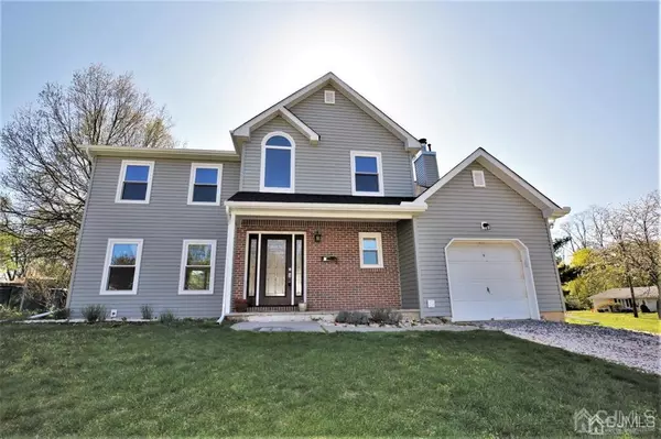 2 Eamonn CT, South Brunswick, NJ 08824