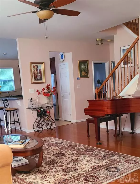 South Brunswick, NJ 08810,7 Pebble RD